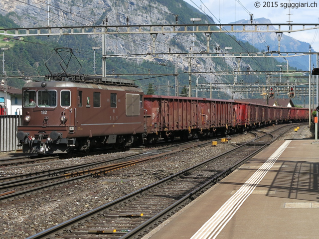 BLS Re 4/4 182